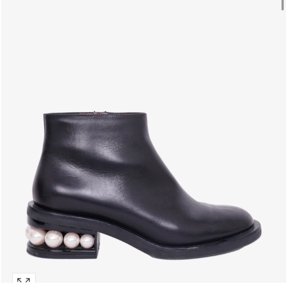 Nicholas Kirkwood Black Leather Ankle Boots with Pearl Detail